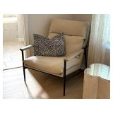 ARM CHAIR