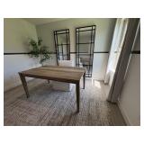 DESK & DESK CHAIR