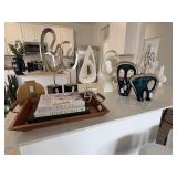 11PC ASSORTED DECOR