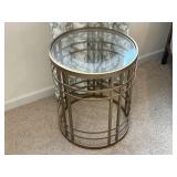ACCENT TABLE