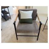 ARM CHAIR