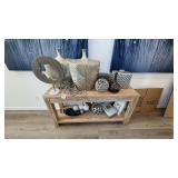 ASSORTED DECOR ITEMS