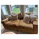 LOVE SEAT