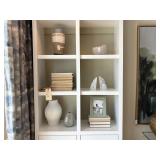 ASSORTED DECOR ITEMS