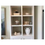 ASSORTED DECOR ITEMS