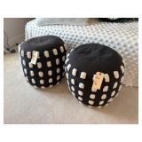2PC POUFS