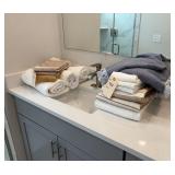 14PC ASSORTED TOWELS
