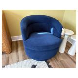 SWIVEL BARREL CHAIR