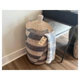 2PC RATTAN BASKET & BLANKET
