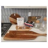 ASSORTED KITCHEN DECOR