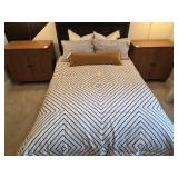 8PC FULL BEDDING ITEMS