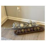 8PC ASSORTED DECOR