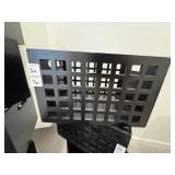 ASSSORTED CLOSET ITEMS