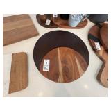 ASSORTED KITCHEN ITEMS