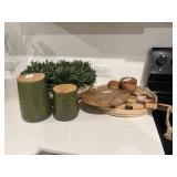 8PC KITCHEN ITEMS