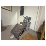 6PC ASSORTED PILLOWS