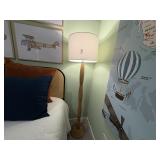 FLOOR LAMP