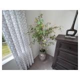 FLOOR FAUX PLANT
