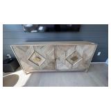 MEDIA CABINET