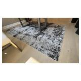 AREA RUG