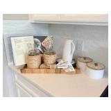 ASSORTED KITCHEN ITEMS