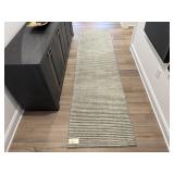 RUNNER RUG