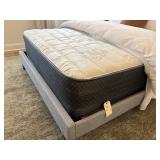 QUEEN MATTRESS