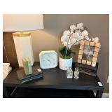 ASSORTED DECO ITEMS