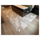 AREA RUG