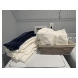 8PC BATHROOM ITEMS