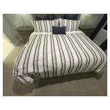13PC QUEEN BEDDING
