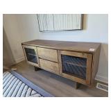 SIDEBOARD