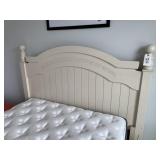 QUEEN/FULL HEADBOARD & DRESSER