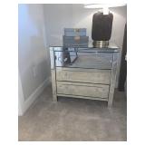 MIRRORED CRESTVIEW COLLECTION NIGHTSTANDS W/