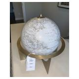 DECO WHITE GLOBE W/ BRASS STAND 16"DIA X 16"H