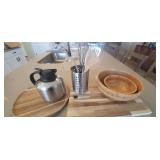 WOOD KITCHEN ACCESSORIES-CUTTING BOARDS, TEA POT,