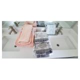 TOWEL SET W/TRAY
