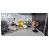 5PC-DESK DÉCOR ITEMS-GLOBES, CLOCK, VASE, ETC.
