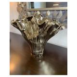 GOLD VASE
