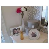 BATHROOM ITEMS & DECOR