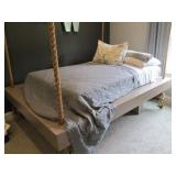 FULL BEDDING (GRAY, BLUE, WHITE w/5 PILLOW)