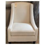 WHITE CHAIR