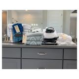 TOWELS & BASKETS