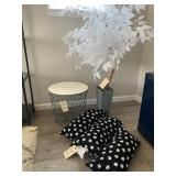 METAL BASKET W/ PILLOWS & FAUX TREE