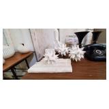 6PC-WHITE DÉCOR ITEMS