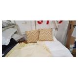 9PC-GARMET BAGS & THROW PILLOWS