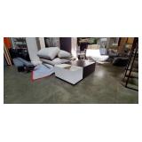 WOOD & WHITE COFFEE TABLE