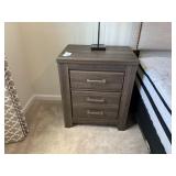 NIGHTSTANDS