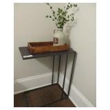 TABLE W/TRAY & VASE
