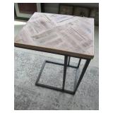 ACCENT TABLE